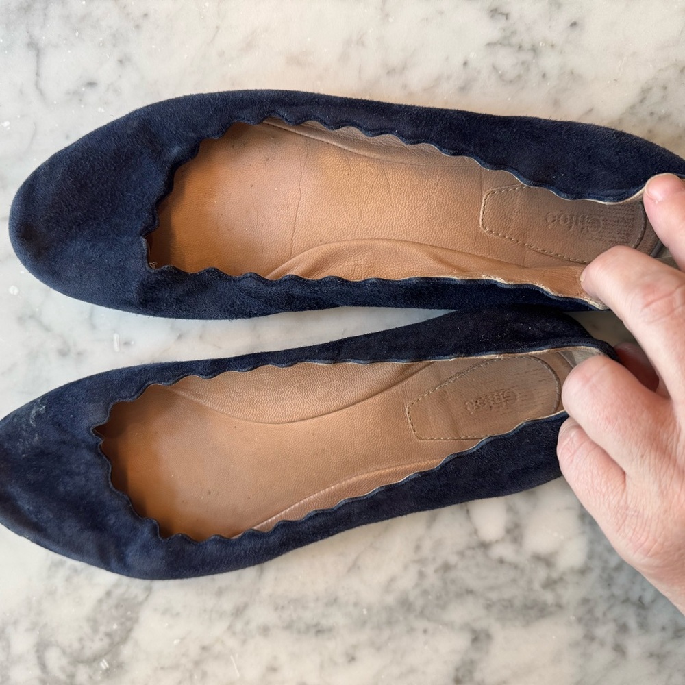 Chloe’s Lauren Ballet Scalloped Navy Suede Slippers In Good Pre-Owned Condition! - Picture 4 of 5